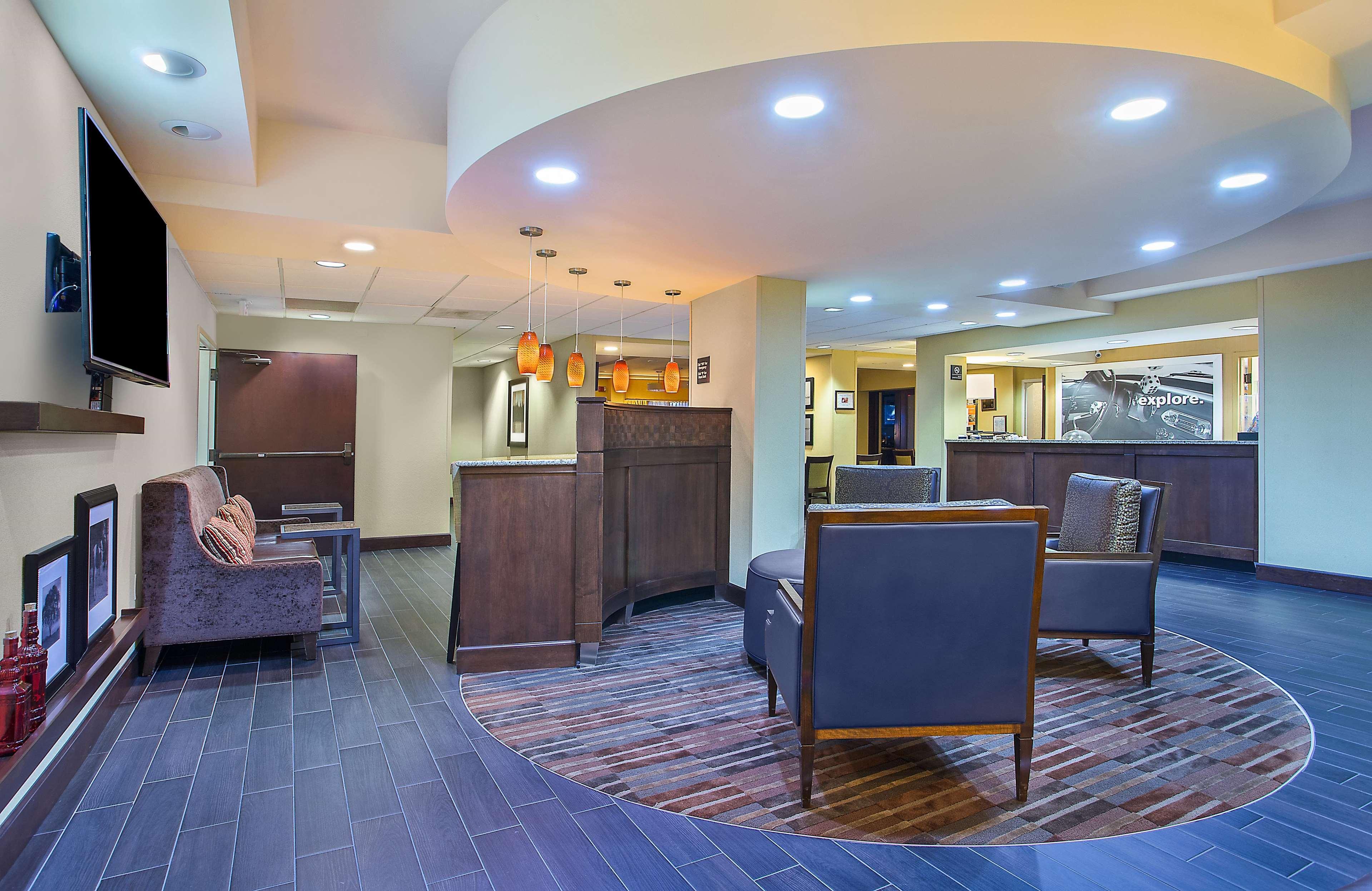 Hampton Inn Conyers Bagian luar foto