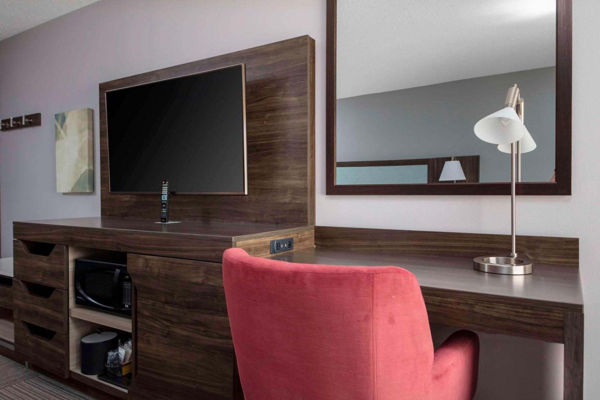 Hampton Inn Conyers Bagian luar foto